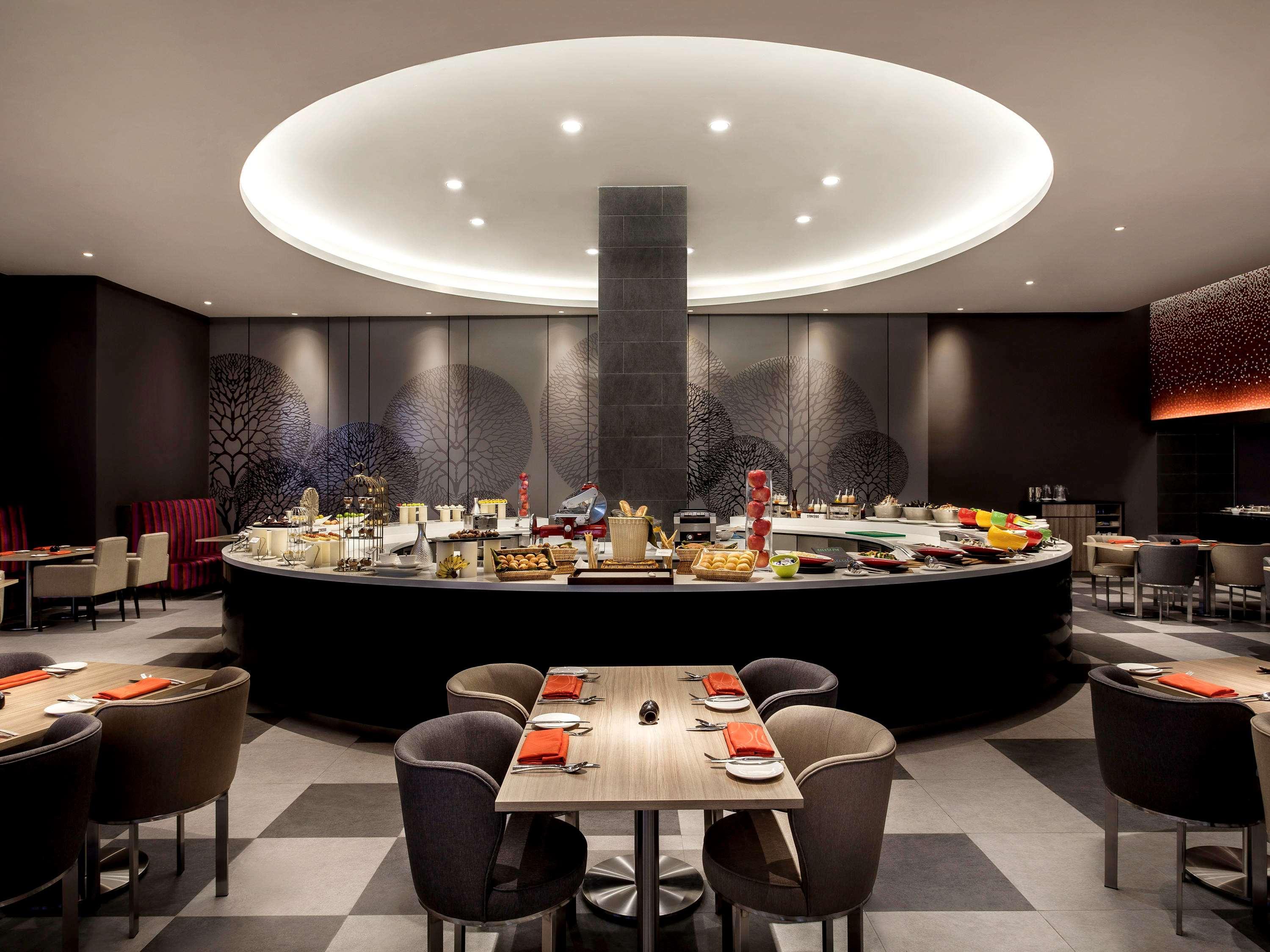 Hotel Pullman Miri Waterfront Zewnętrze zdjęcie The restaurant