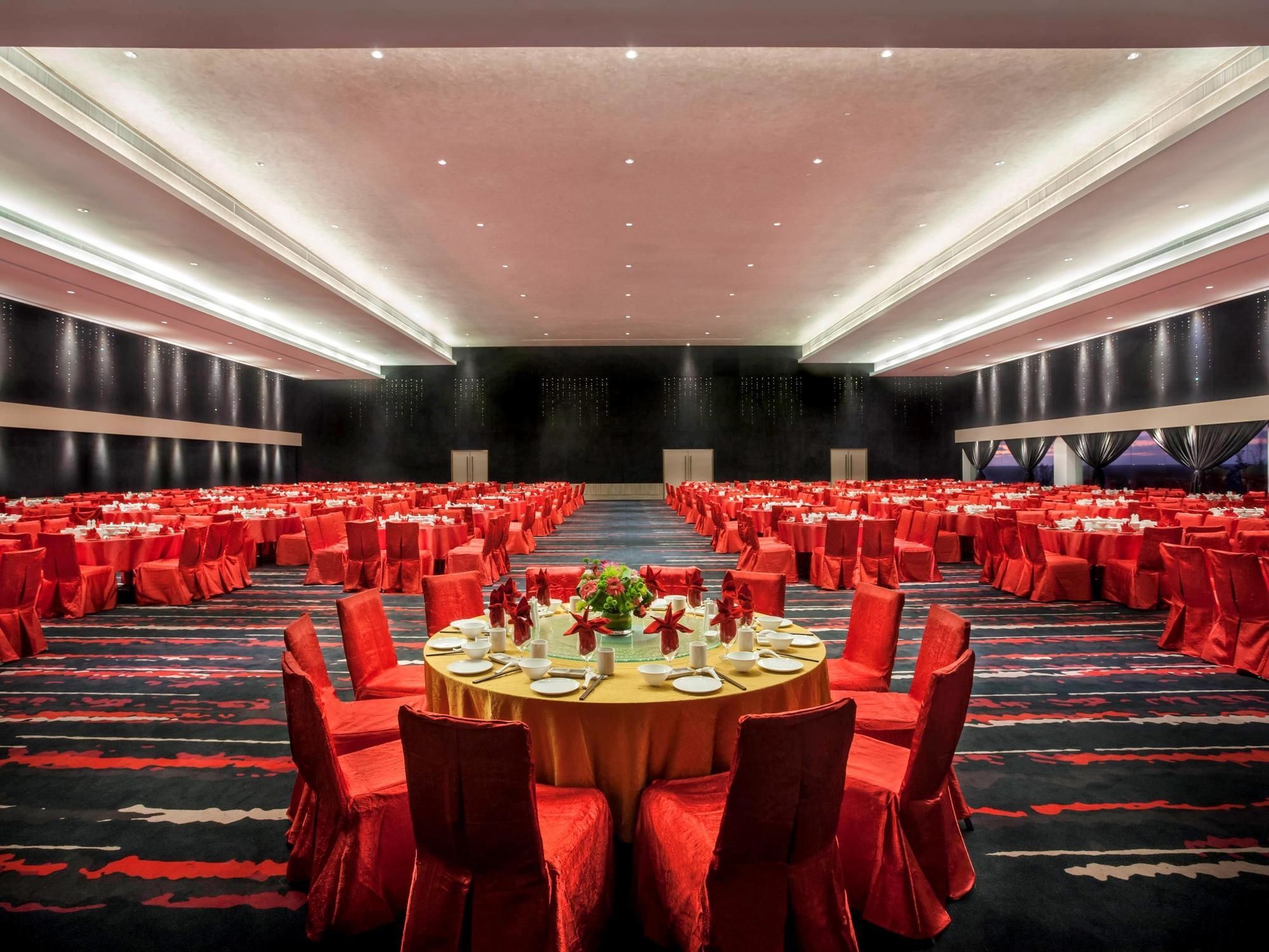 Hotel Pullman Miri Waterfront Zewnętrze zdjęcie The Grand Ballroom