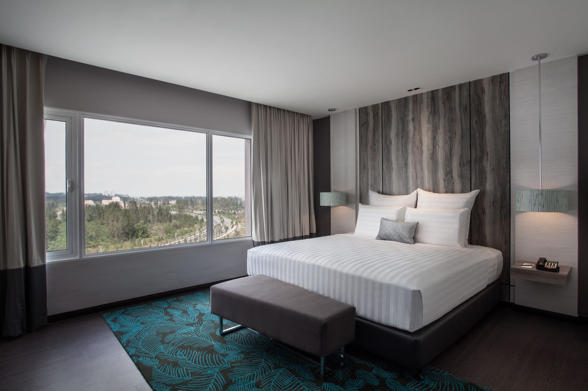Hotel Pullman Miri Waterfront Zewnętrze zdjęcie Executive Suite bedroom